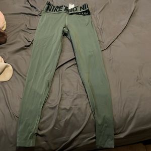 Nike dry fit leggings